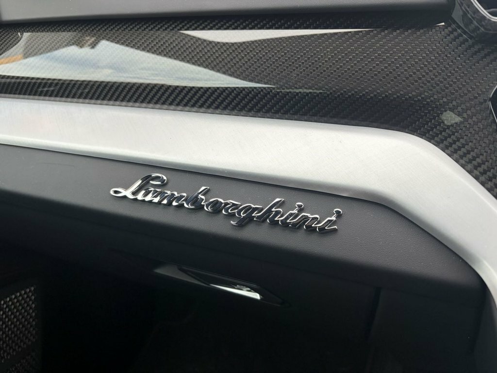 Lamborghini Urus Suv #25