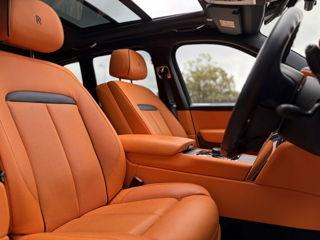Rolls-Royce Cullinan Convertible Black #18