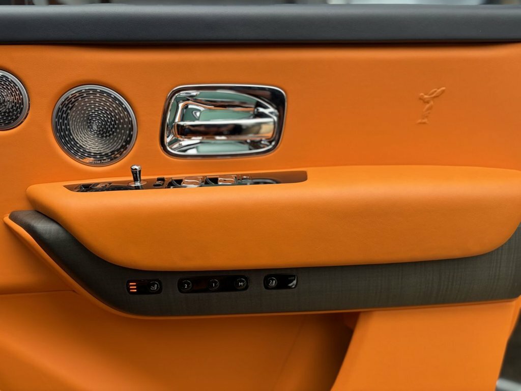 Rolls-Royce Cullinan Convertible Black #27