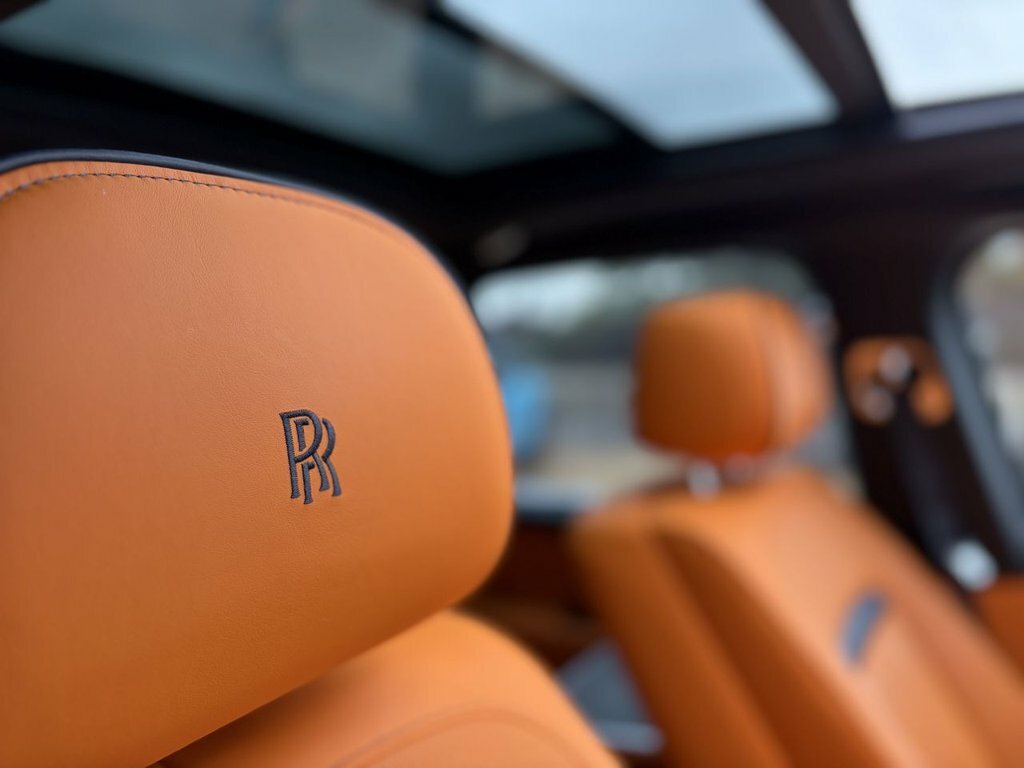 Rolls-Royce Cullinan Convertible Black #19