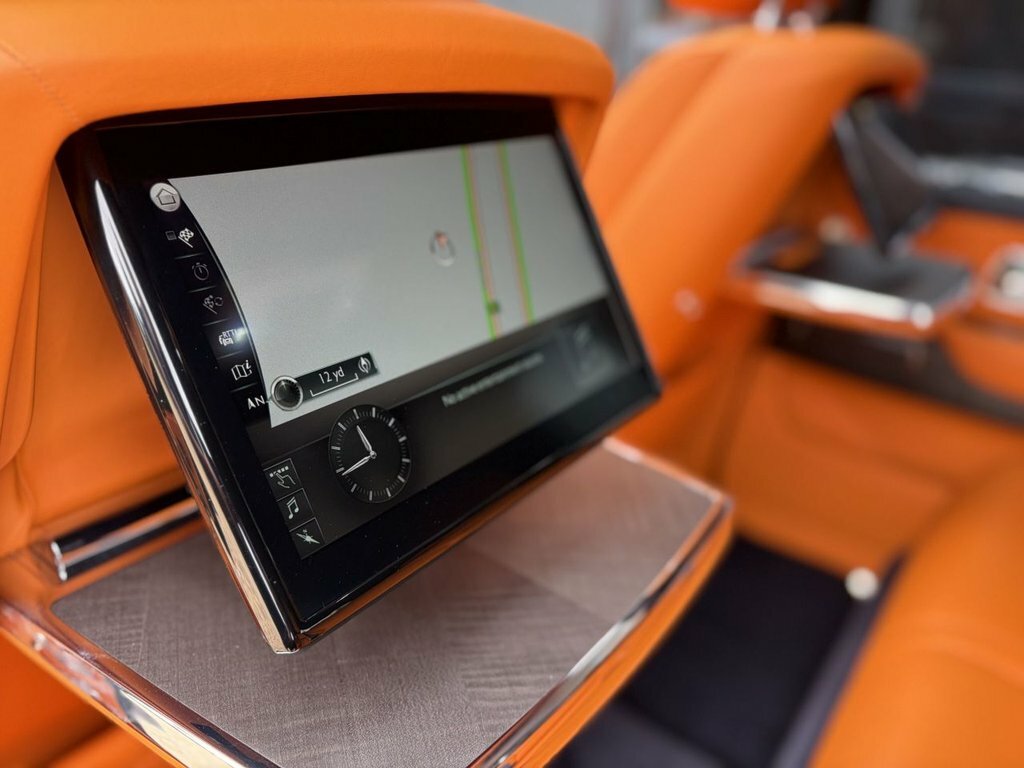Rolls-Royce Cullinan Convertible Black #32