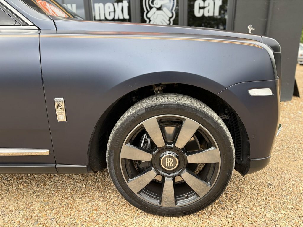 Rolls-Royce Cullinan Convertible Black #15