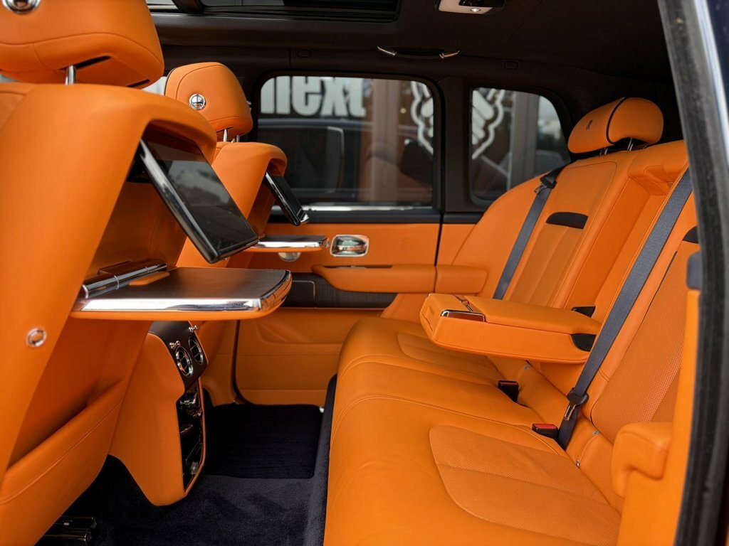 Rolls-Royce Cullinan Convertible Black #29
