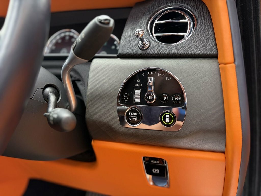Rolls-Royce Cullinan Convertible Black #26