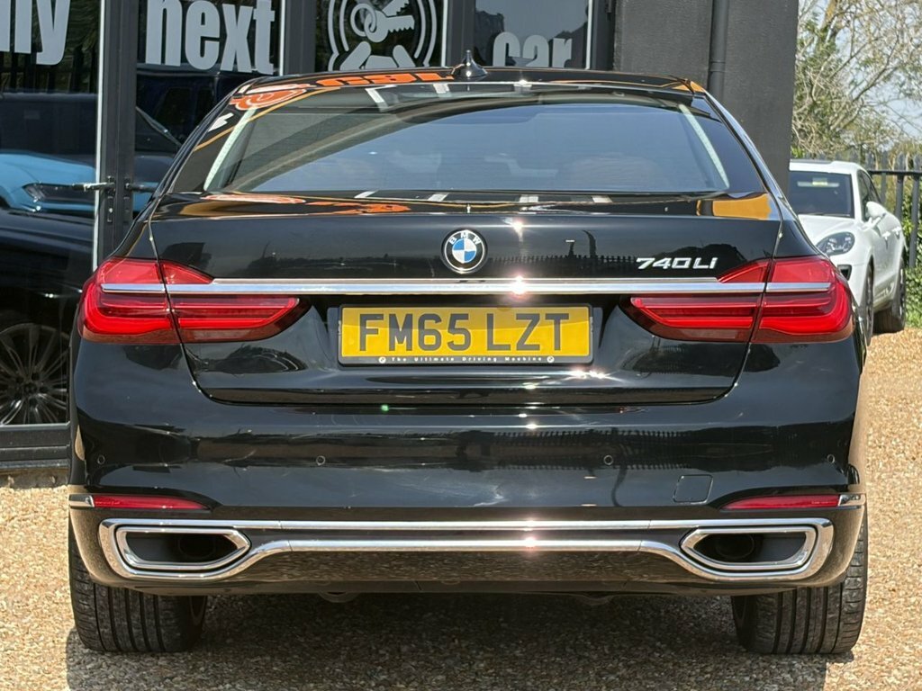 BMW 7 Series Xdrive Exclusive 4Wd Grey #8