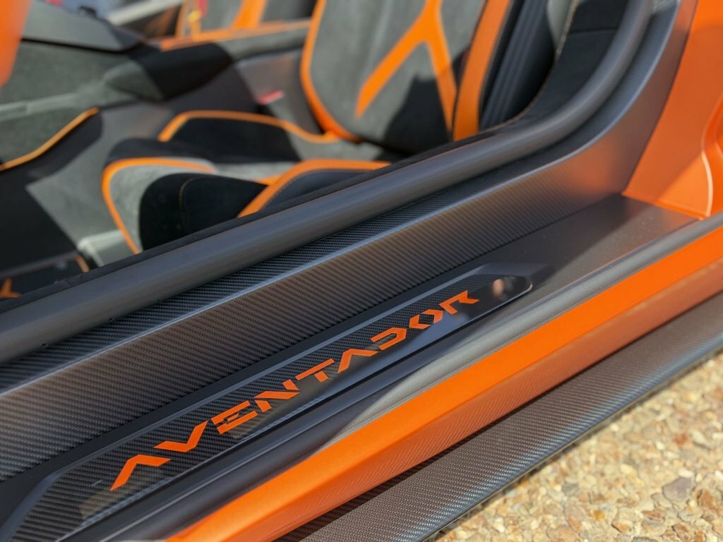 Lamborghini Aventador Svj Roadster Black #27