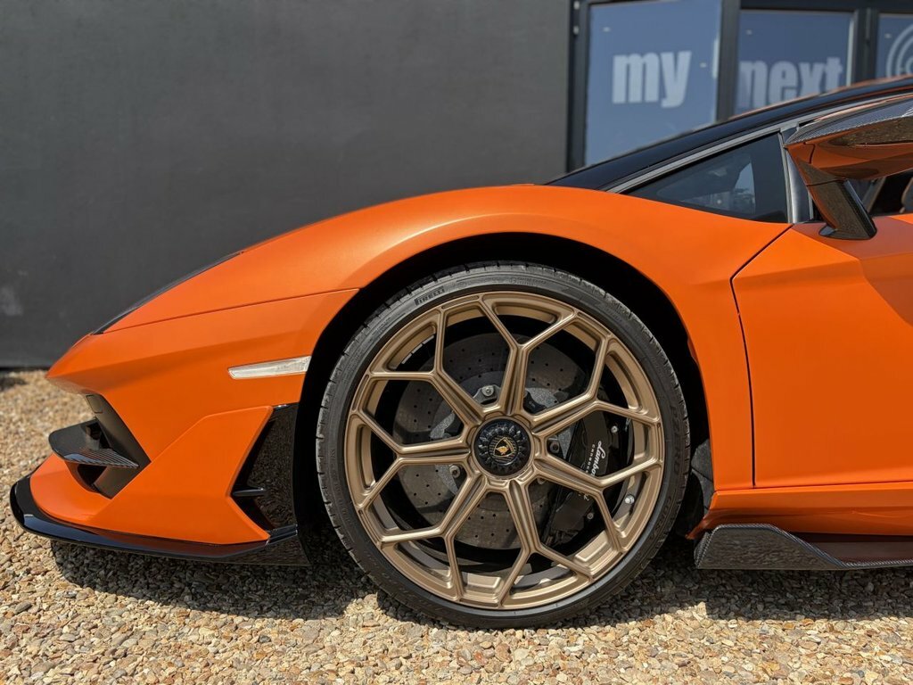 Lamborghini Aventador Svj Roadster Black #9