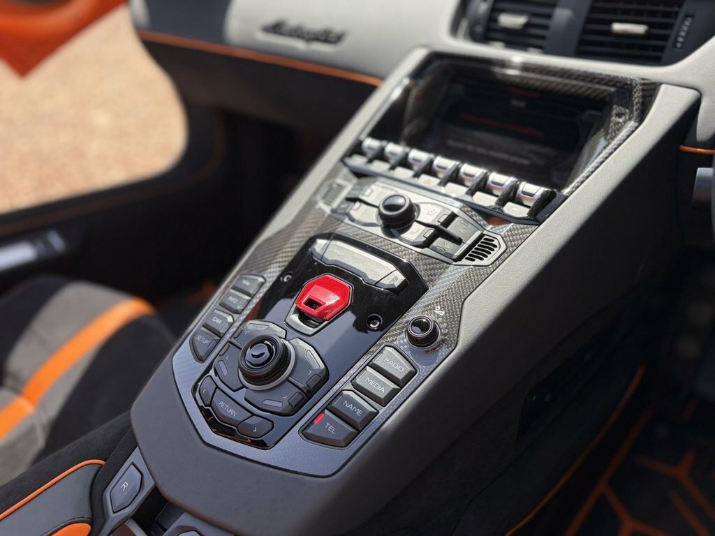 Lamborghini Aventador Svj Roadster Black #30