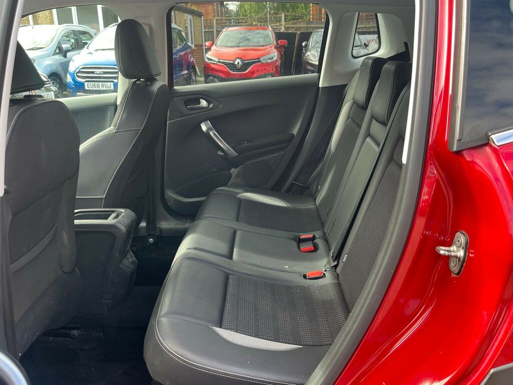 Peugeot 2008 1.6 E-hdi Allure 92 Bhp Black #13