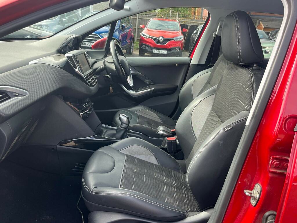 Peugeot 2008 1.6 E-hdi Allure 92 Bhp Black #22