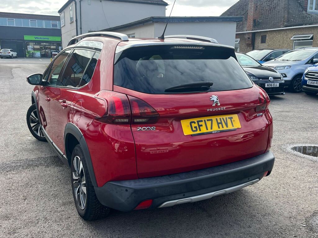 Peugeot 2008 1.2 Puretech Allure Euro 6 Red #4