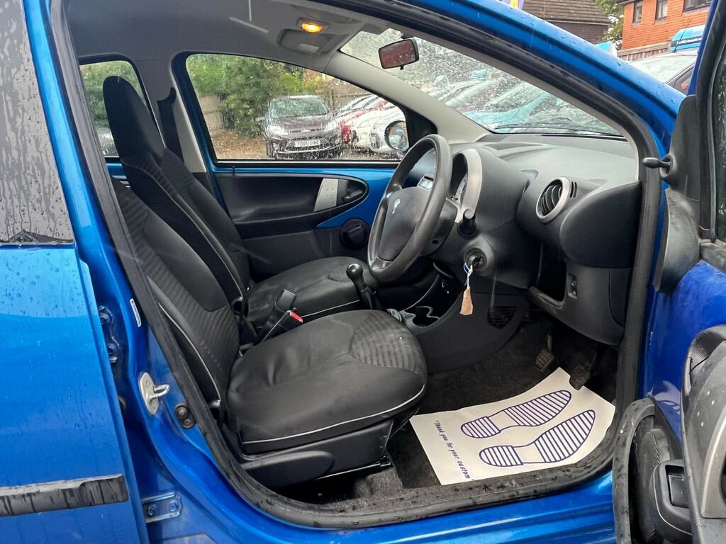 Peugeot 107 1.0 Active #9