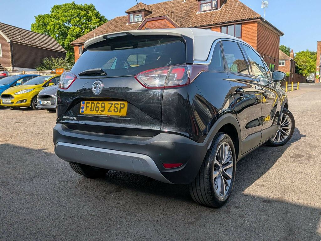 Vauxhall Crossland X Hatchback White #8