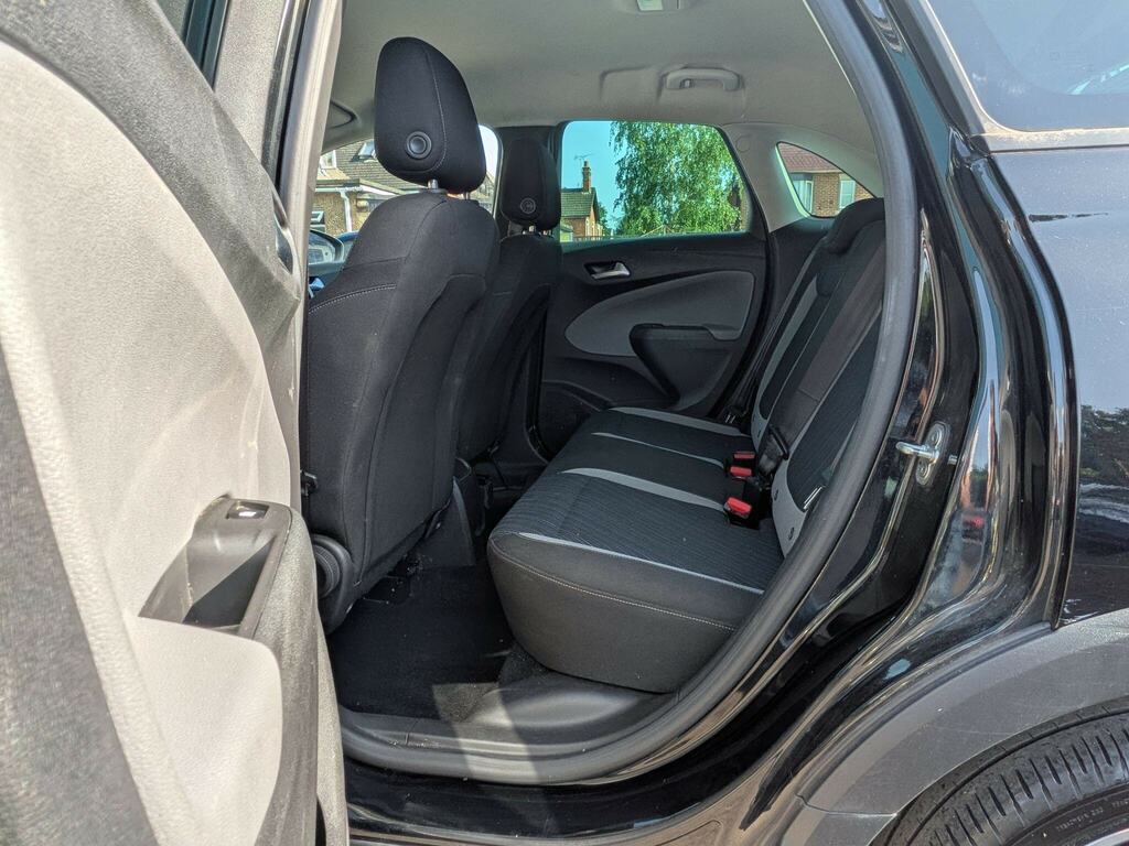 Vauxhall Crossland X Hatchback White #10