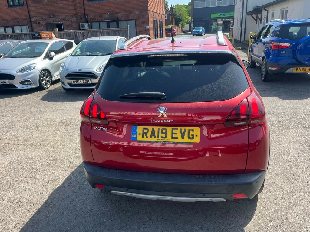 Peugeot 2008 1.2 Puretech Allure Premium Euro 6 Ss Red #6