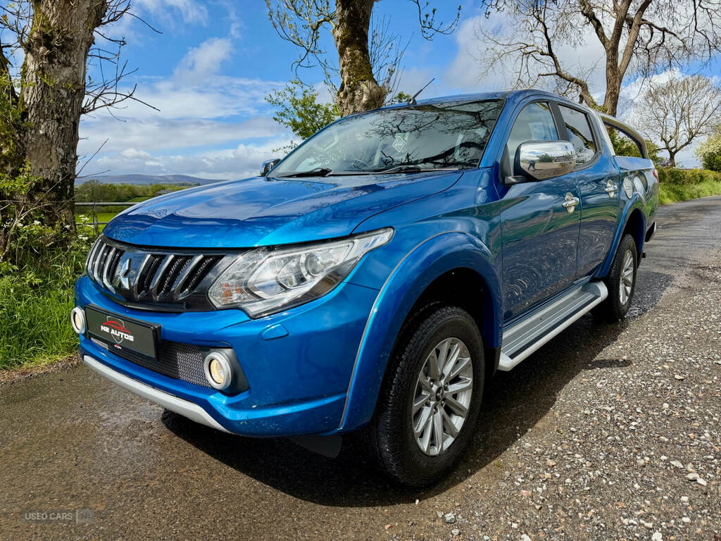 Mitsubishi L200 Double Cab Di-d 178 Barbarian 4Wd Blue