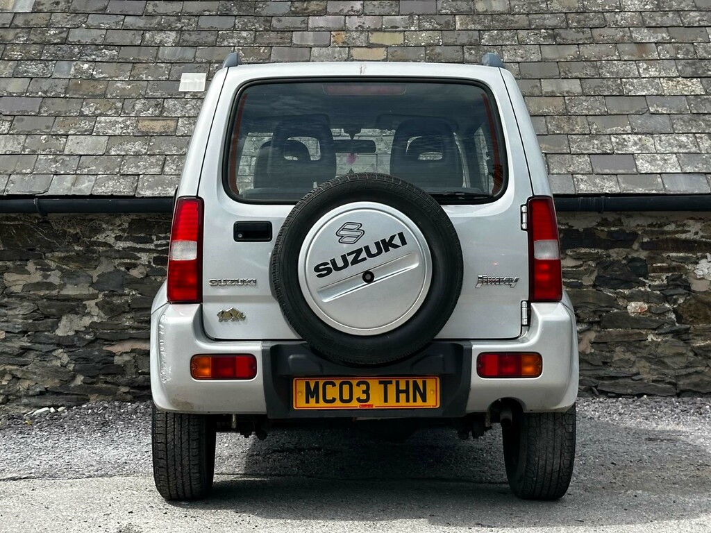 Suzuki Jimny Suv Silver #13