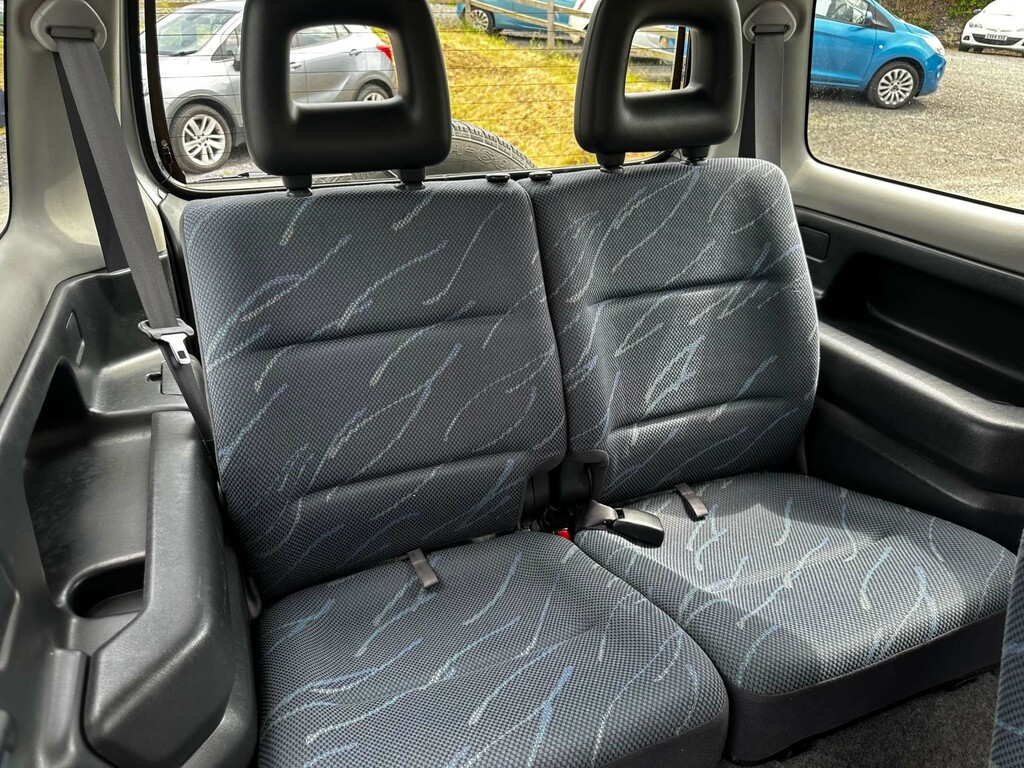 Suzuki Jimny Suv Silver #19