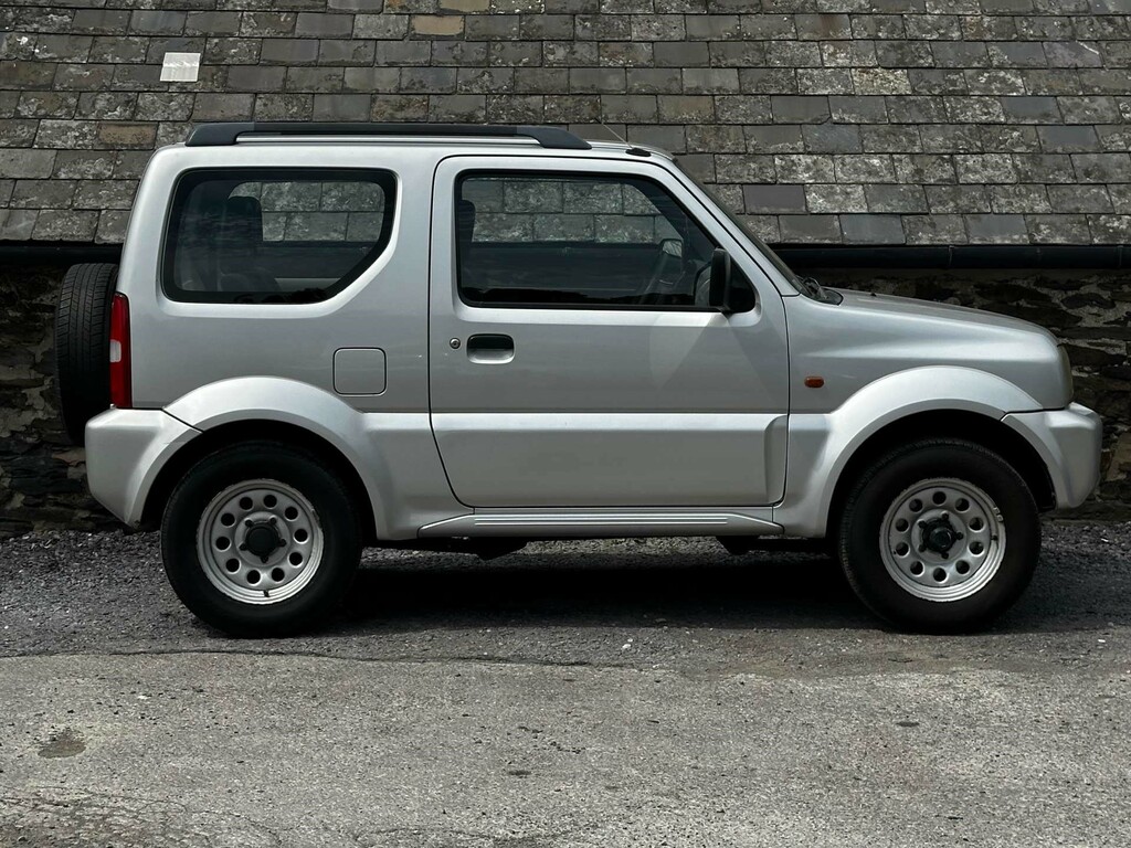 Suzuki Jimny Suv Silver #9
