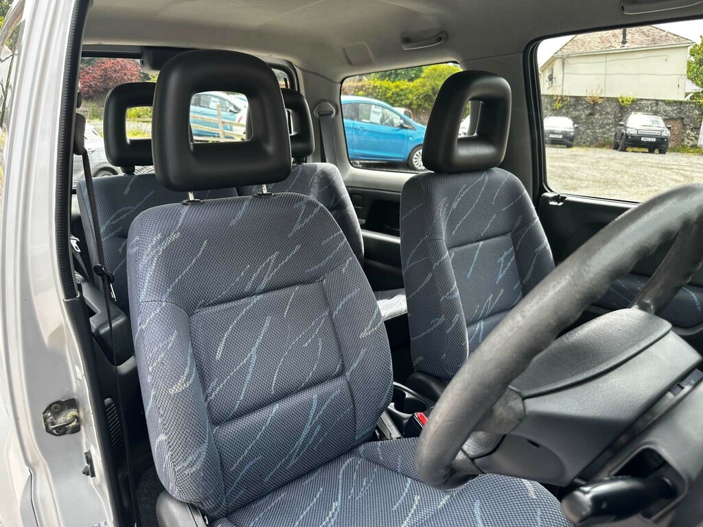 Suzuki Jimny Suv Silver #16
