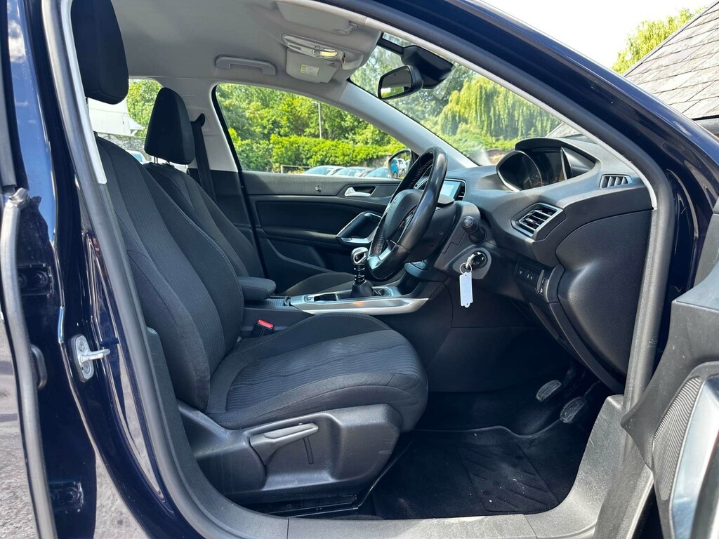Peugeot 308 SW 1.6L Active Grey #44