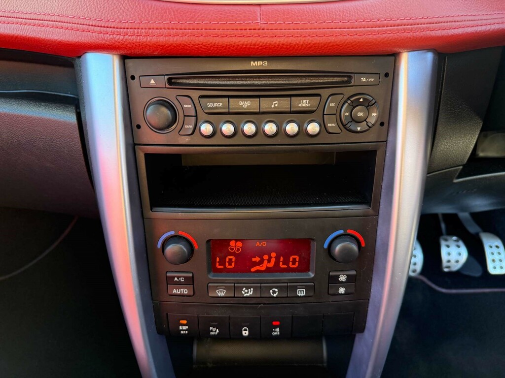 Peugeot 207 CC 1.6 16V Gt Red #35