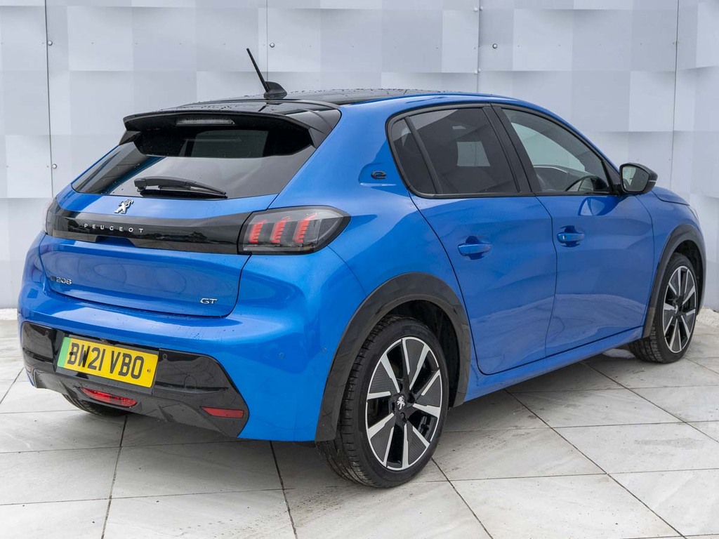 Peugeot e-208 Gt #4