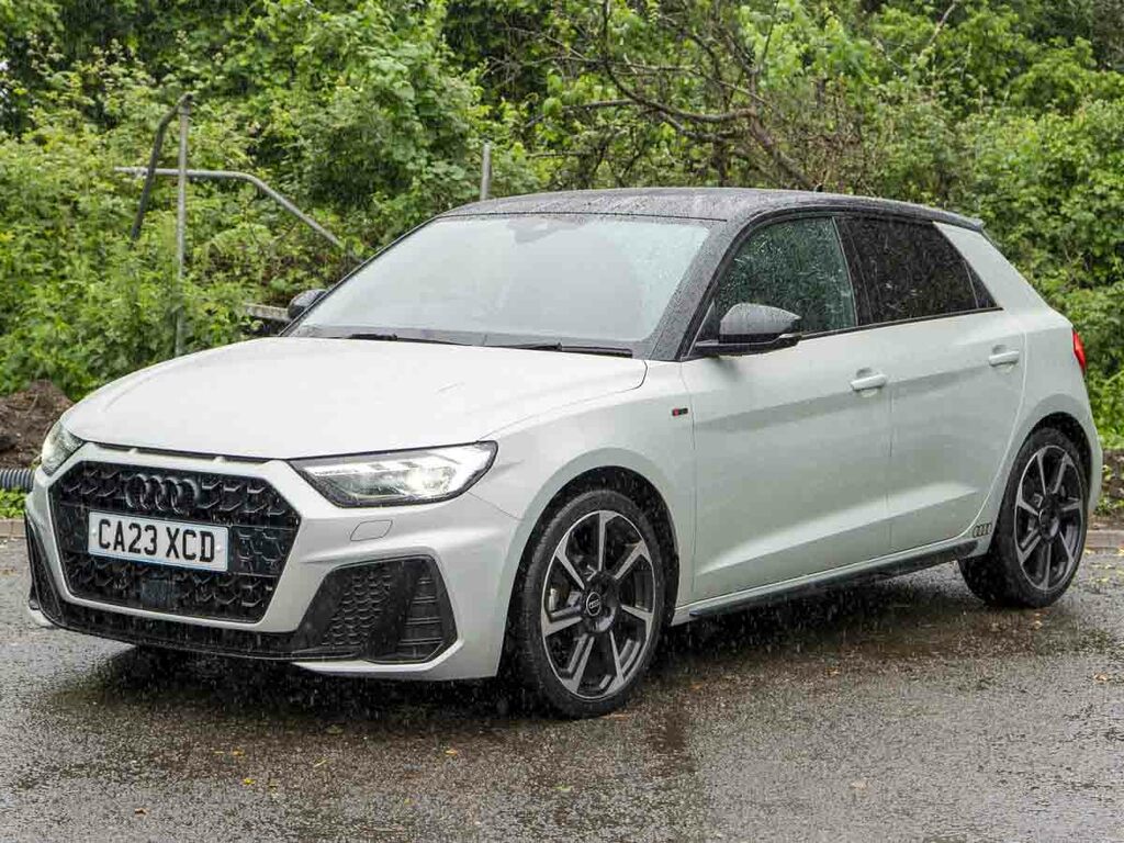 Audi A1 Sportback Tfsi S Line Black Edition   #3