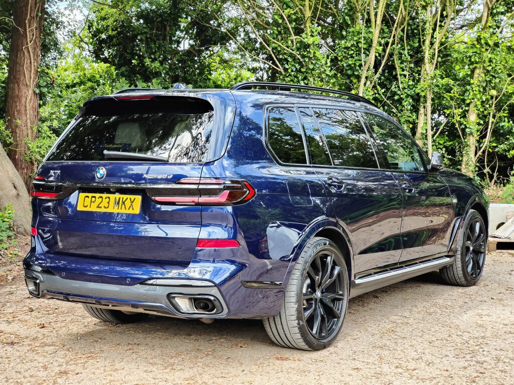 BMW X7 Xdrive40d M Sport Blue #4