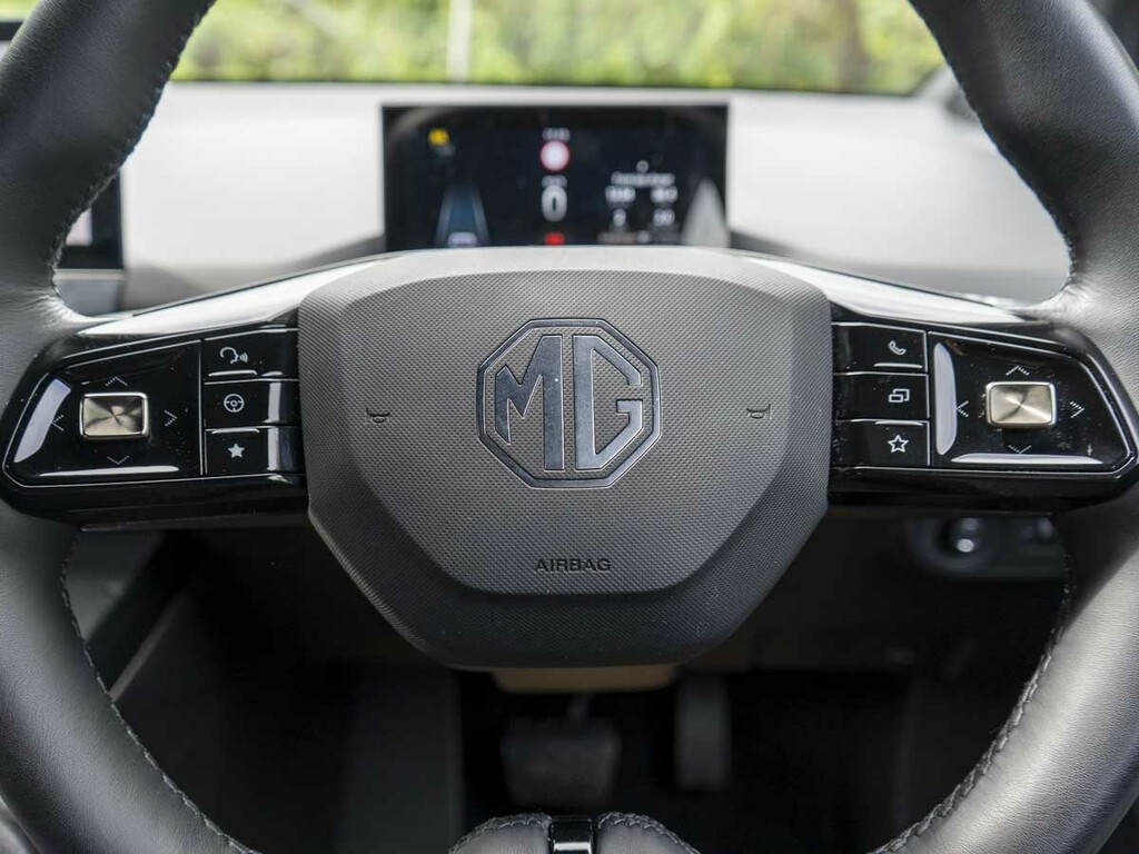 MG MG4 150Kw Trophy Ev Long Range 64Kwh White #19