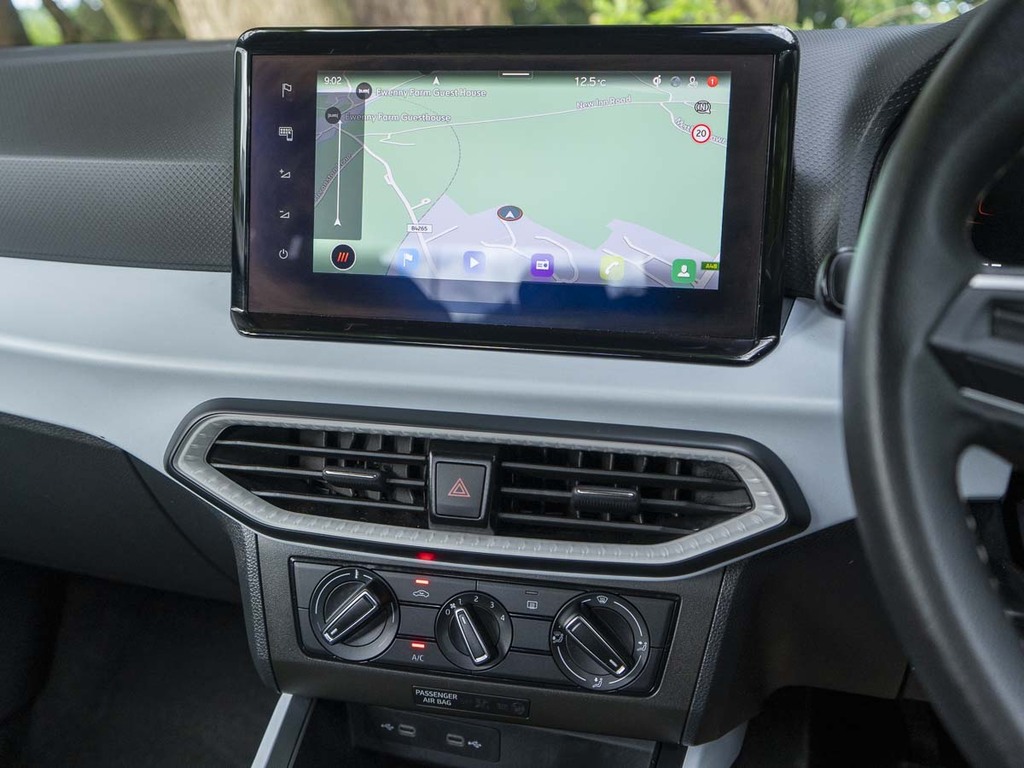 Seat Arona Xperience Lux Black #21