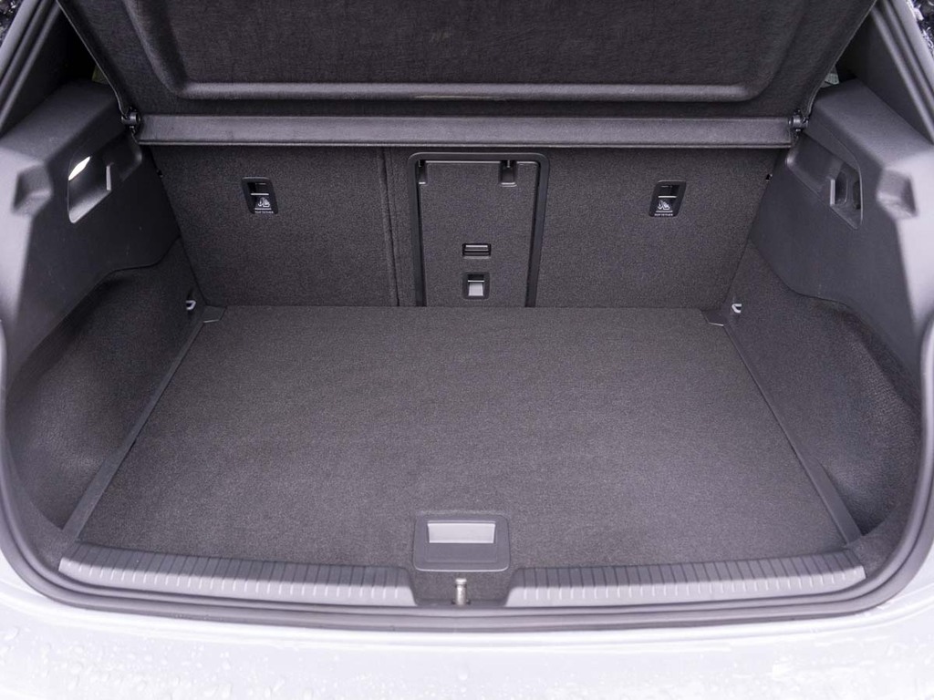 Volkswagen ID.3 Hatchback Grey #26