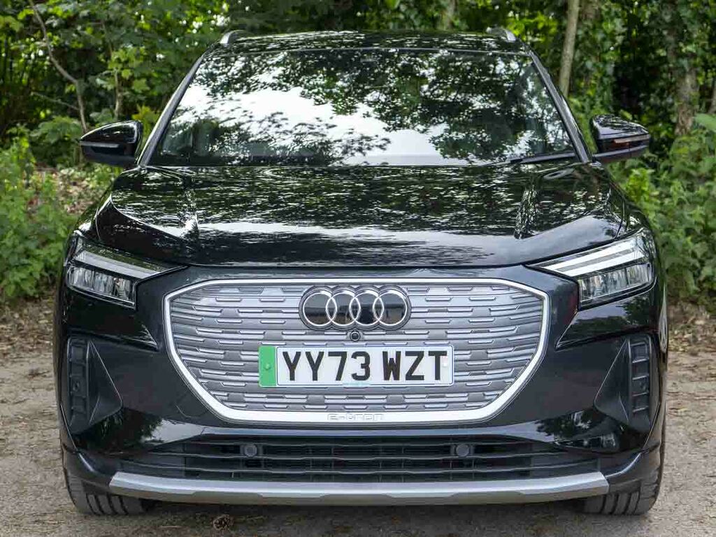 Audi Q4 E Tron Sport #2