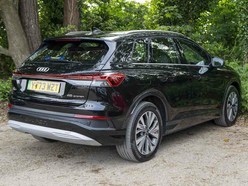 Audi Q4 E Tron Sport #4