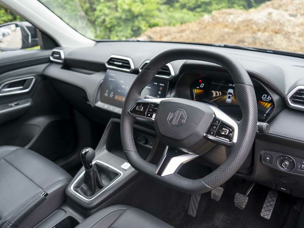 MG ZS Zs 1.5 Hybrid Trophy Hatchback White #14
