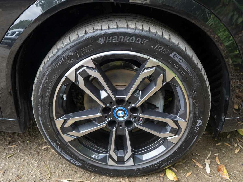 BMW iX2 150Kw Edrive20 M Sport 65Kwh Grey #9