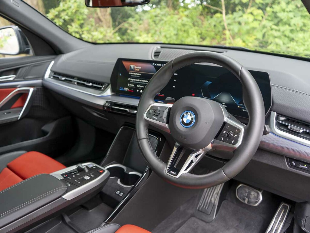 BMW iX2 150Kw Edrive20 M Sport 65Kwh Grey #14