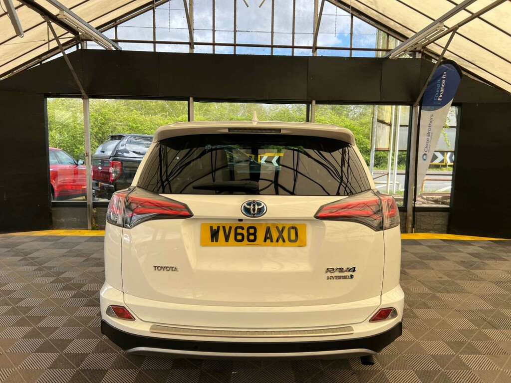 Toyota Rav 4 Suv WV68AXO White #6