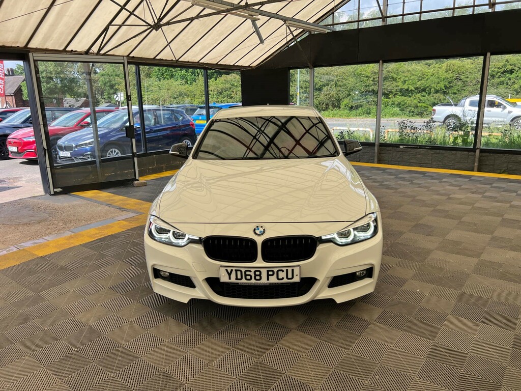 BMW 3 Series Saloon YD68PCU White #2