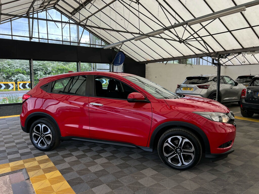 Honda Hr-V Suv DE17WKG Red #2