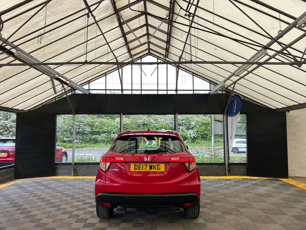 Honda Hr-V Suv DE17WKG Red #6