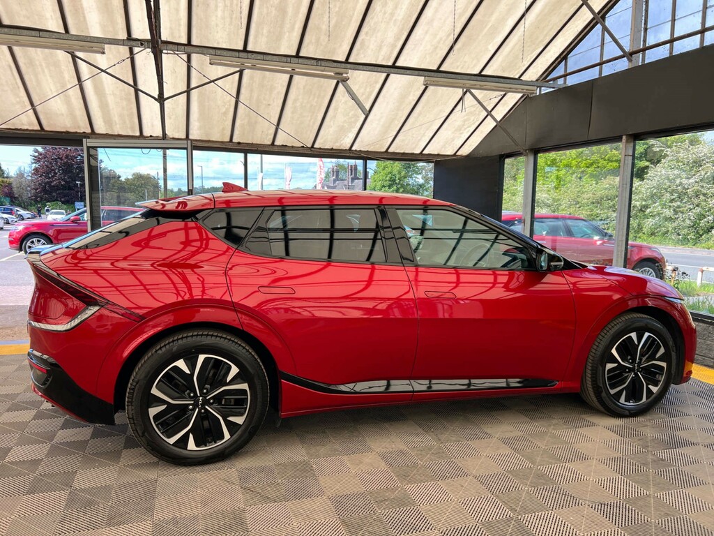 Kia EV6 Suv YP22ZXO Red #6
