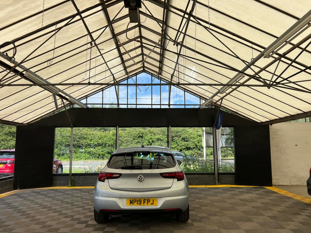 Vauxhall Astra Hatchback MP19FPJ Silver #5