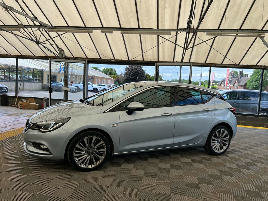 Vauxhall Astra Hatchback MP19FPJ Silver #3