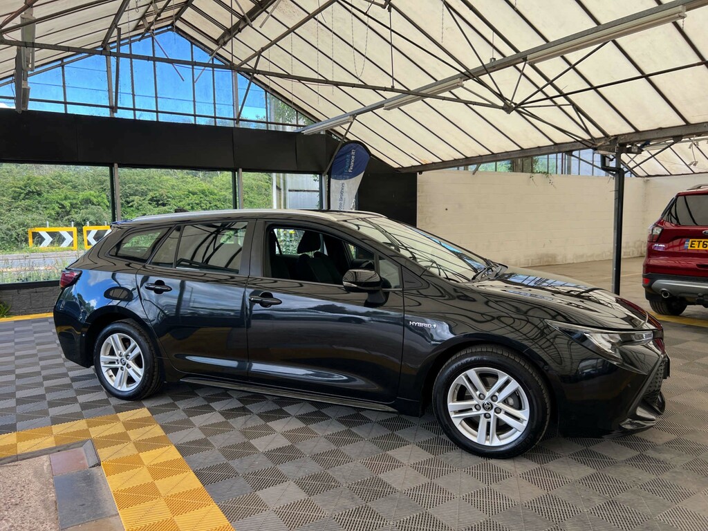 Toyota Corolla Estate Black