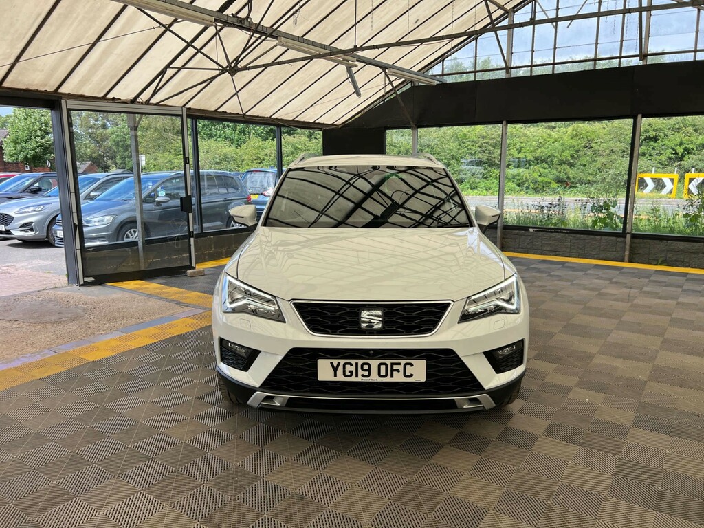 Seat Ateca Suv White #2