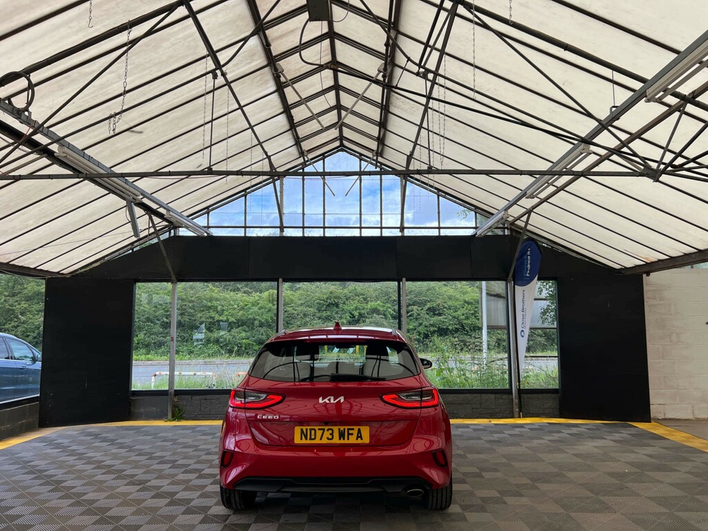 Kia Ceed Hatchback ND73WFA Red #5
