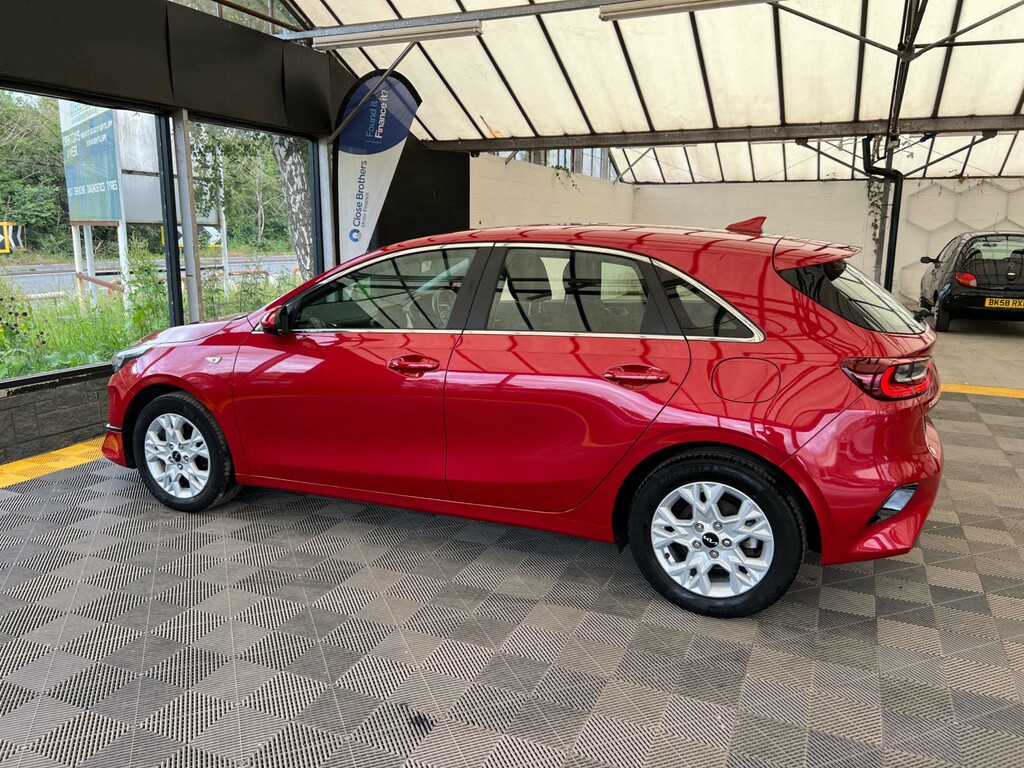 Kia Ceed Hatchback ND73WFA Red #4