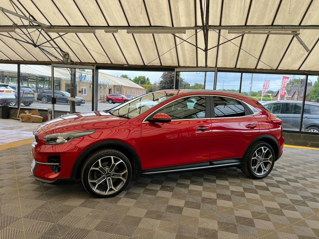 Kia Xceed Suv WK20YHF Red #3