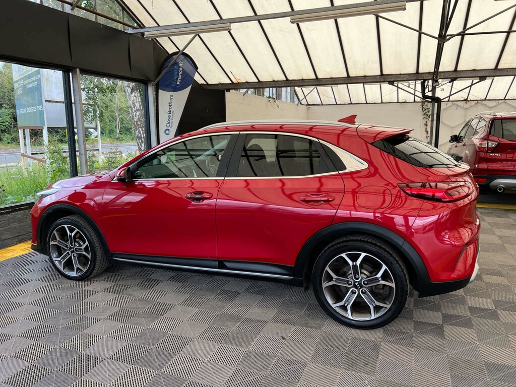 Kia Xceed Suv WK20YHF Red #4
